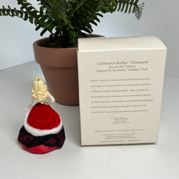 Hallmark Keepsake Special Edition Barbie Collectible Ornament 2007 - Picture 2 of 6